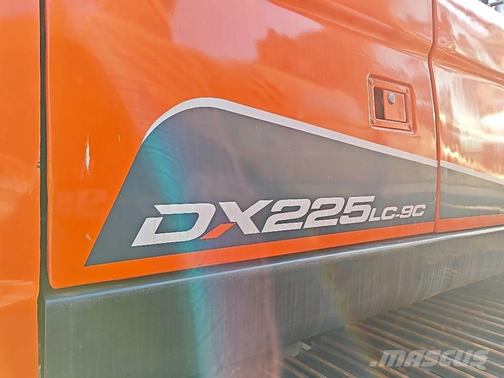 Doosan DX 225 LC-9C Escavadoras de rastos