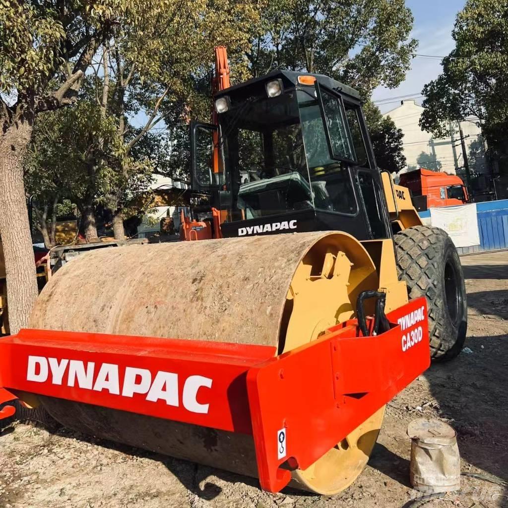 Dynapac CA 30 D Cilindros Compactadores monocilíndricos