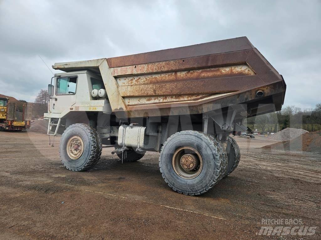 Astra RD 28 C Camiőes dumper basculantes rígidos