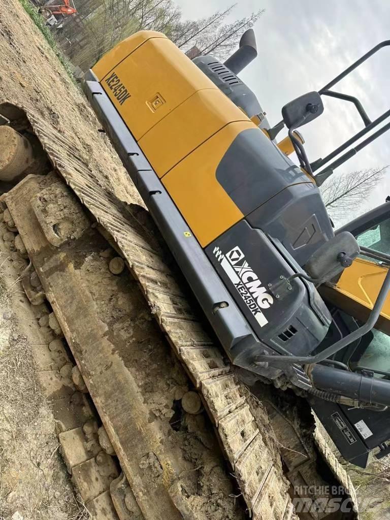 XCMG XE 245 DK Escavadoras de rastos