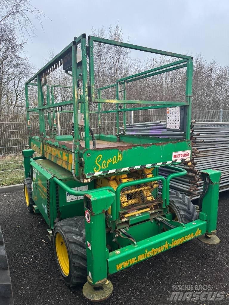 SkyJack SJ 6826 RT Elevadores de tesoura