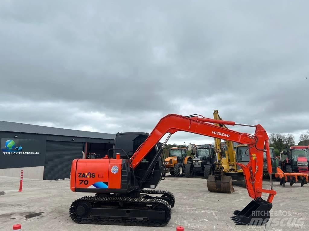 Hitachi Zaxis 70 Escavadoras Midi 7t - 12t