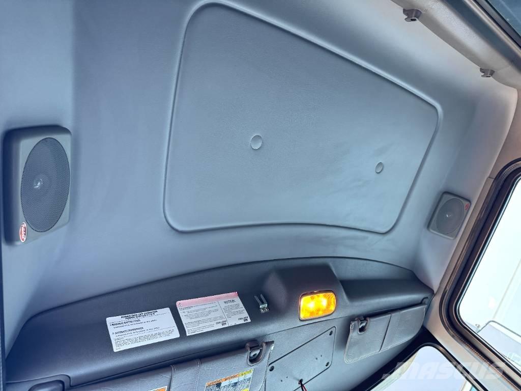 Peterbilt 348 Camiões basculantes