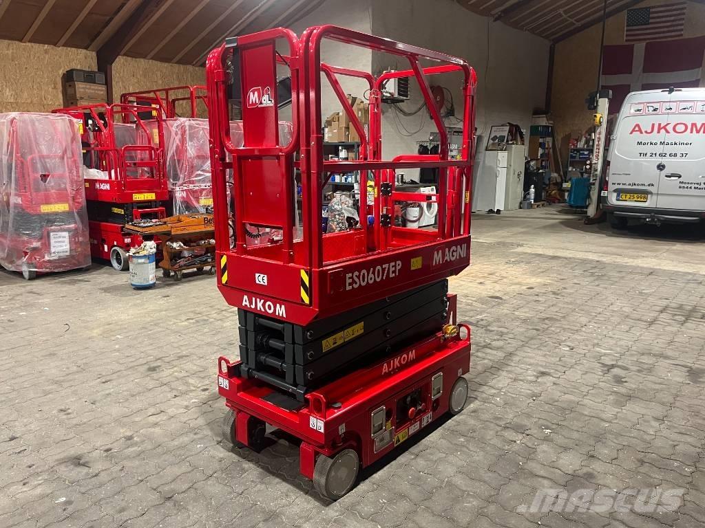 Magni ES 0607 DC Elevadores de tesoura