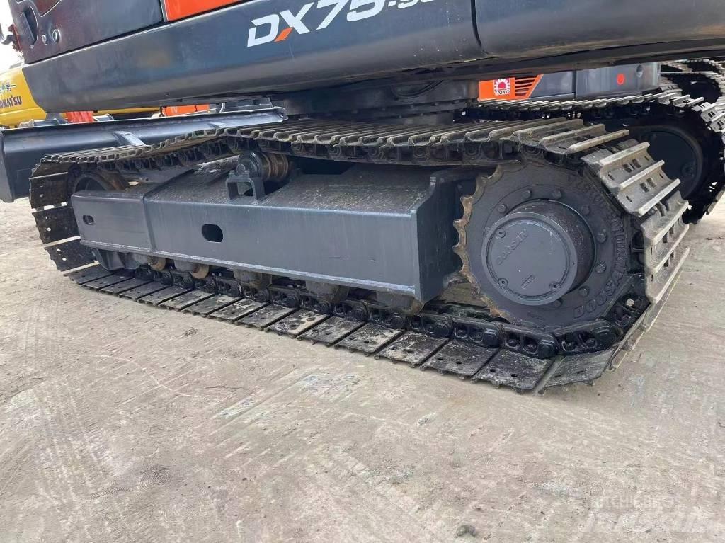 Doosan DX 75 Escavadoras de rastos