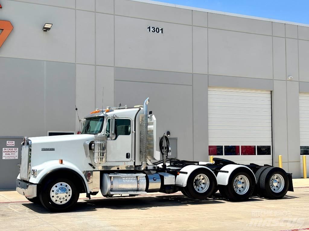 Kenworth W 900 Tractores (camiões)