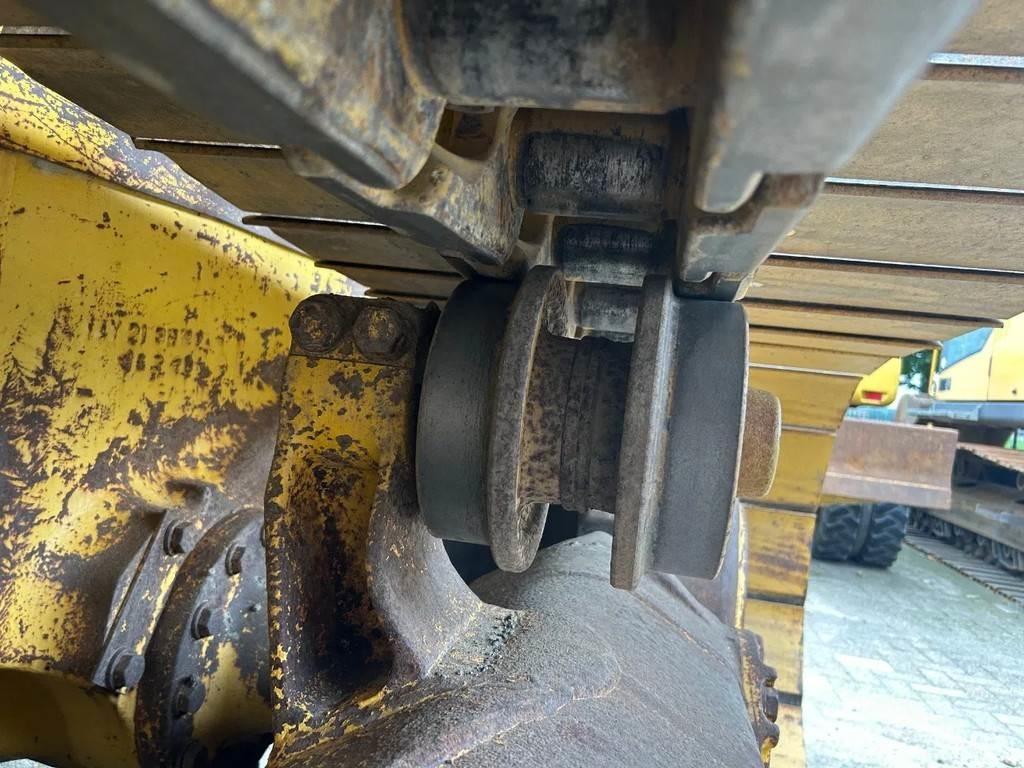 Komatsu D65PX-15 Dozers - Tratores rastos