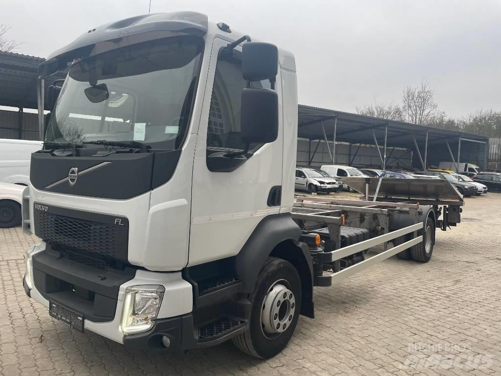 Volvo FL 250 Camiões multibenne
