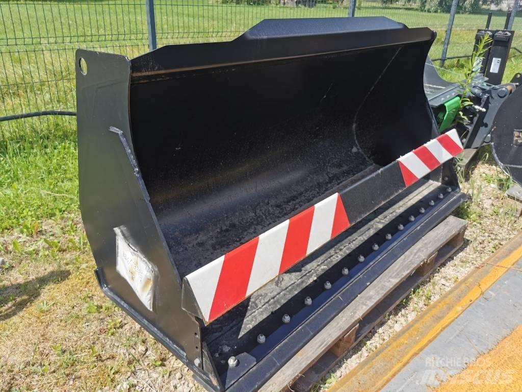 JCB Universals Lanças e braços dippers