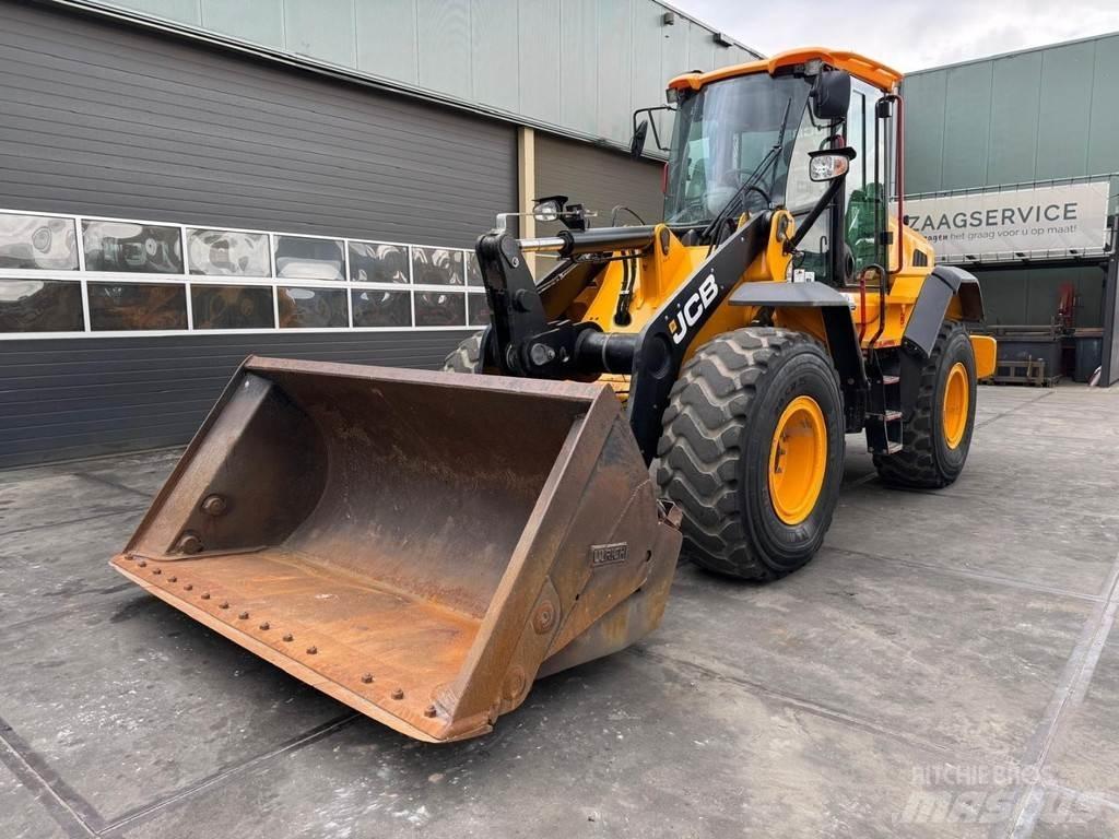 JCB 427 ZX Pás carregadoras de rodas