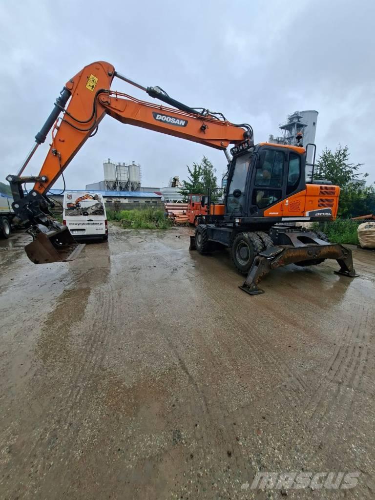 Doosan DX 170 W Escavadoras de rodas