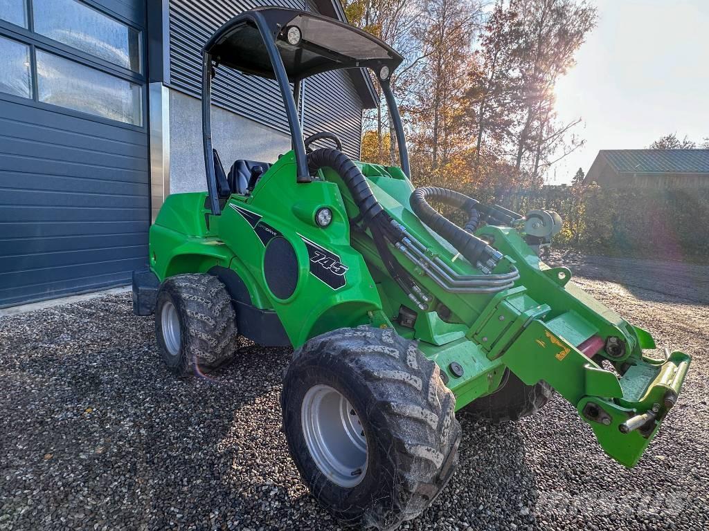 Avant 745 Carregadora multifunções