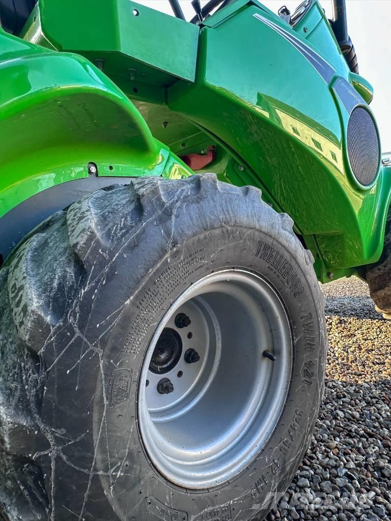 Avant 745 Carregadora multifunções