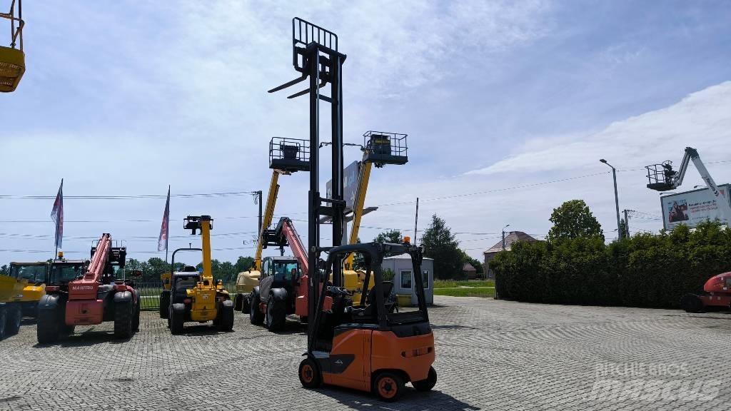 Linde E16-02 Empilhadores eléctricos