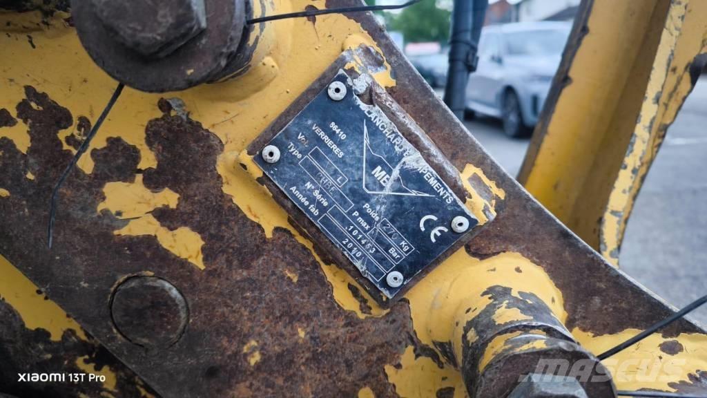 CAT M 313 D Escavadoras de rodas