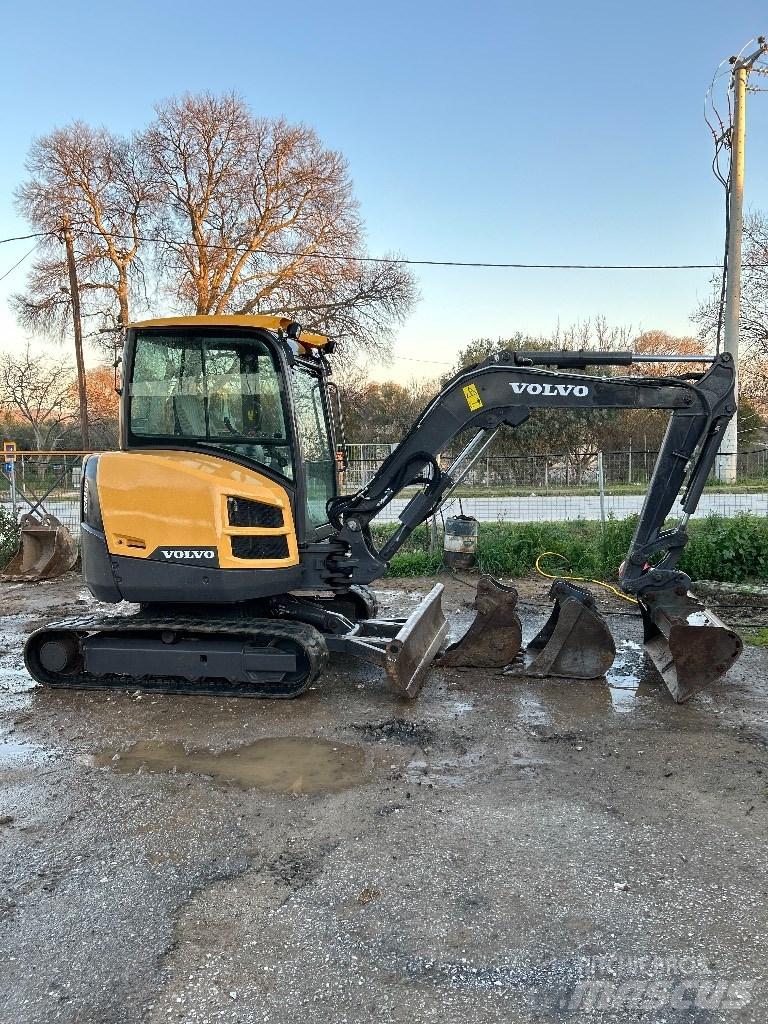 Volvo ECR 35 D Mini Escavadoras <7t