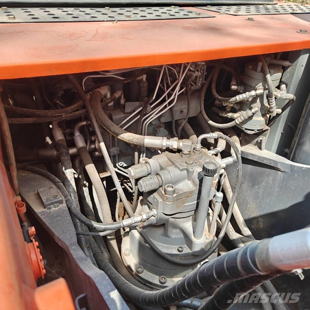 Hitachi ZX200 Escavadoras de rastos