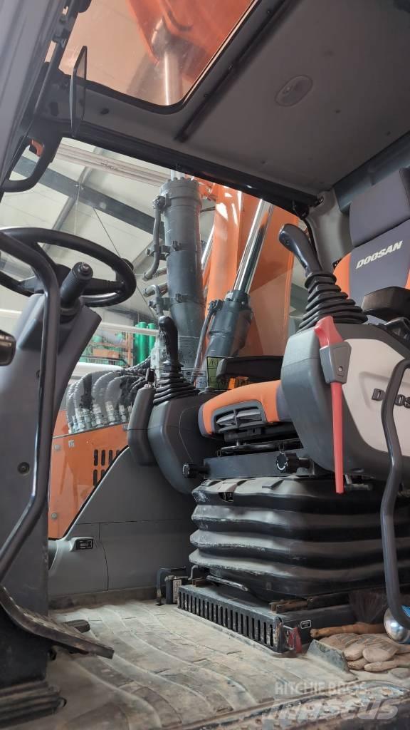 Doosan DX 165 W Escavadoras de rodas