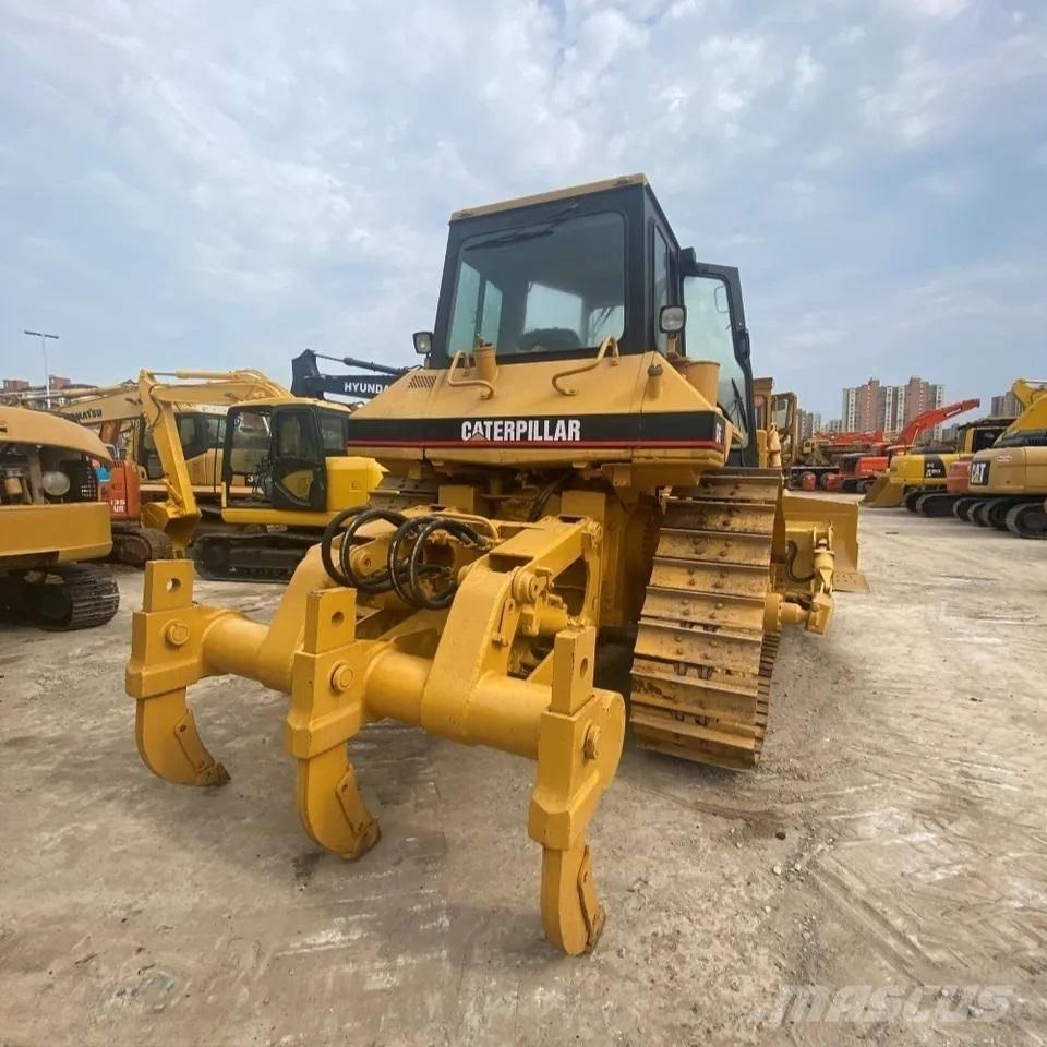 CAT D6R Dozers - Tratores rastos