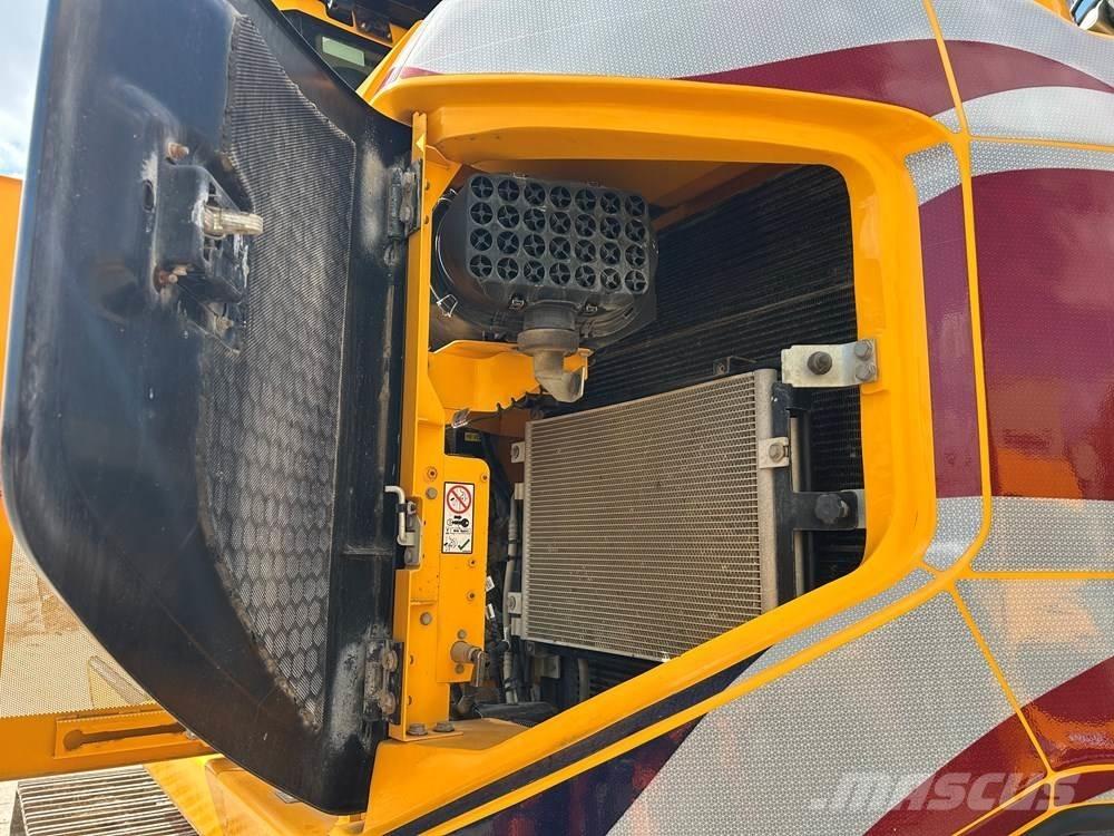 JCB 245XR Escavadoras de rastos