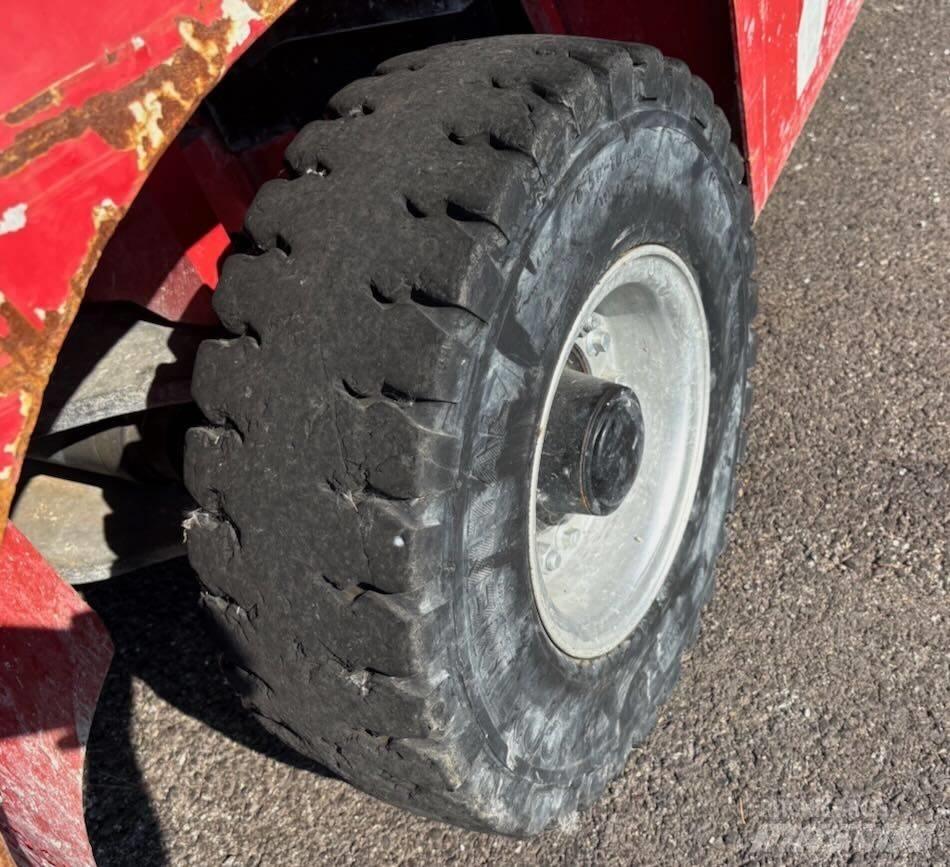 Manitou MI 35 D Empilhadores Diesel