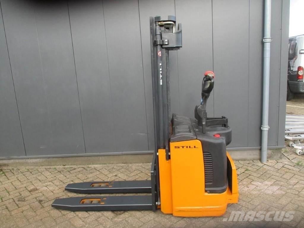 Still EGV S20 Empilhador para operador externo