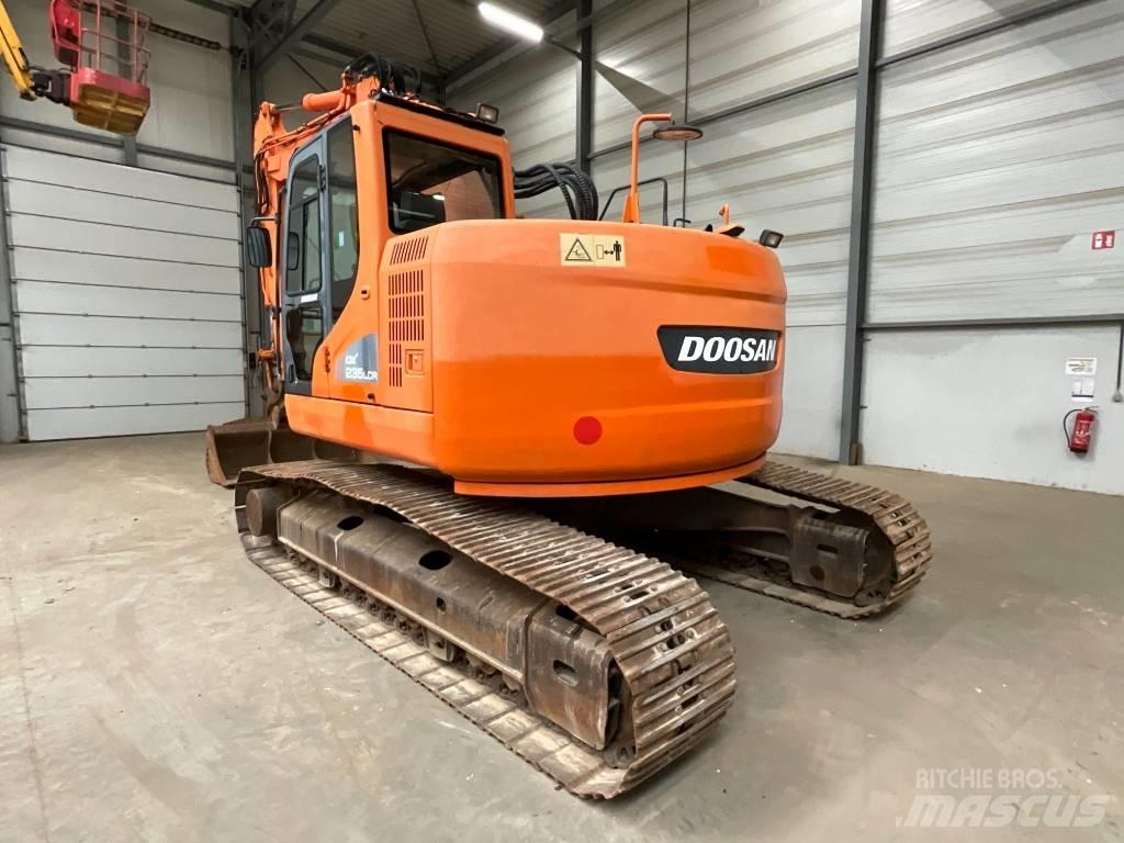 Doosan DX 235 LCR Escavadoras de rastos