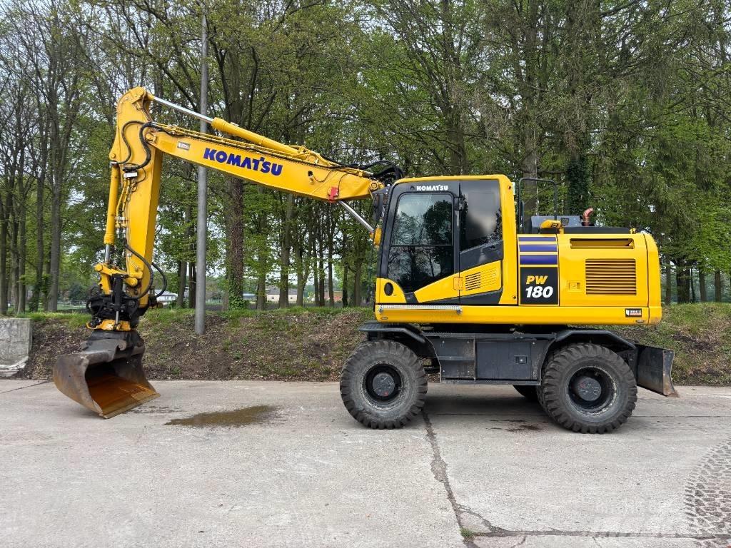 Komatsu PW180-11 Escavadoras de rodas