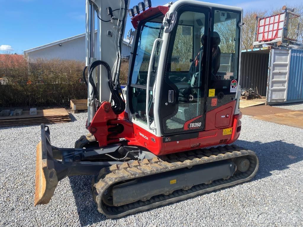 Takeuchi TB 260 Mini Escavadoras <7t