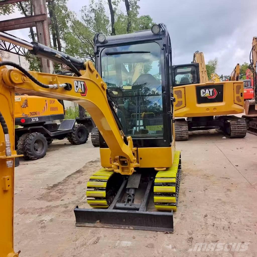 CAT 302 Mini Escavadoras <7t