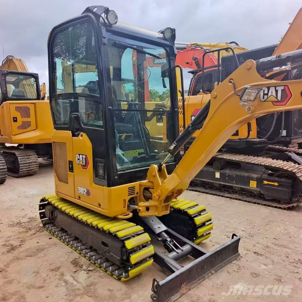 CAT 302 Mini Escavadoras <7t