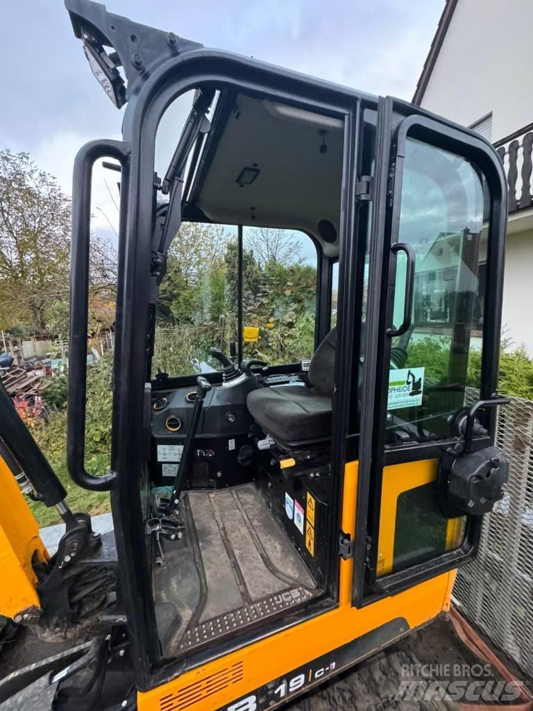 JCB 19 C-1 Mini Escavadoras <7t