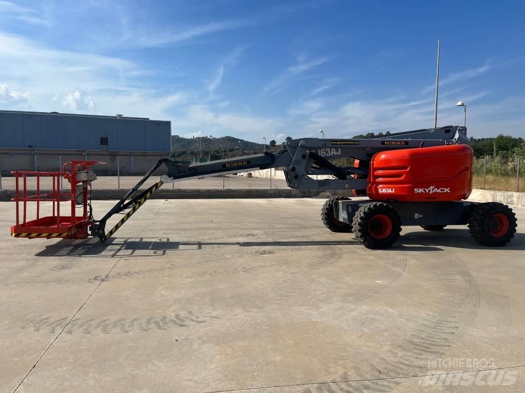 SkyJack SJ 63 AJ Elevadores braços articulados