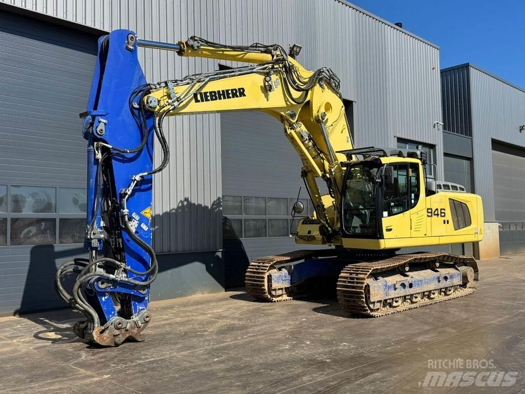 Liebherr R946 Escavadoras especiais