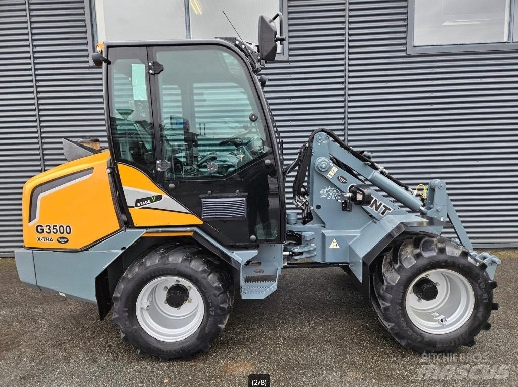 GiANT g3500 x-tra Mini carregadoras