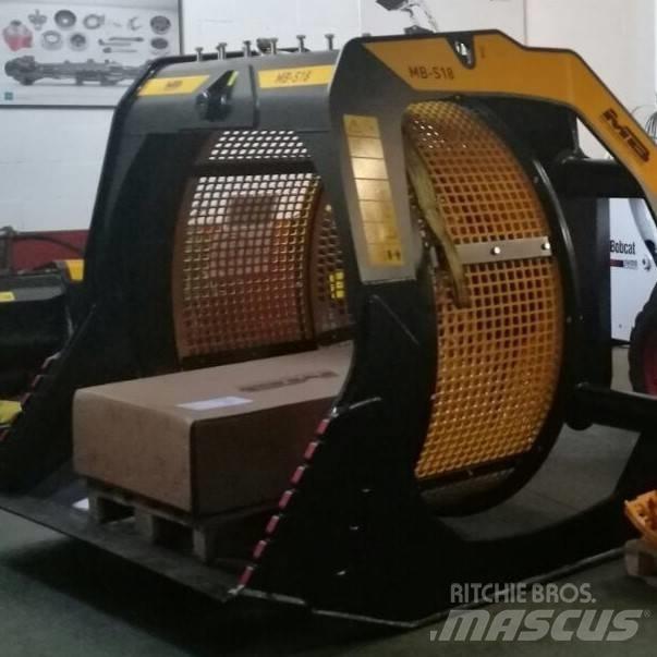 MB Crusher MB-S18 S4 Crivos móveis