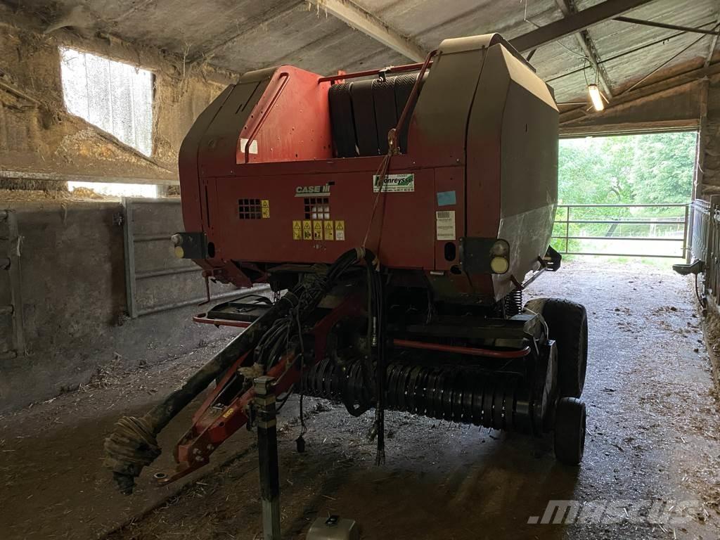 Case IH RBX 452 Enfardadeira de rolos