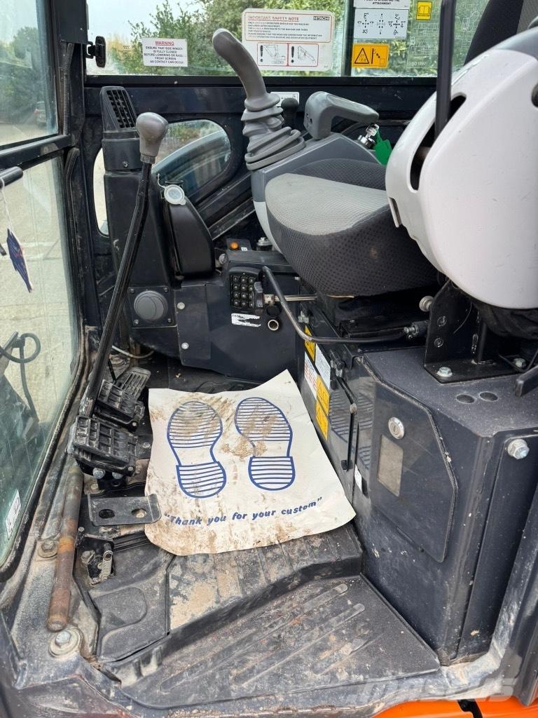 Hitachi zx26 Mini Escavadoras <7t