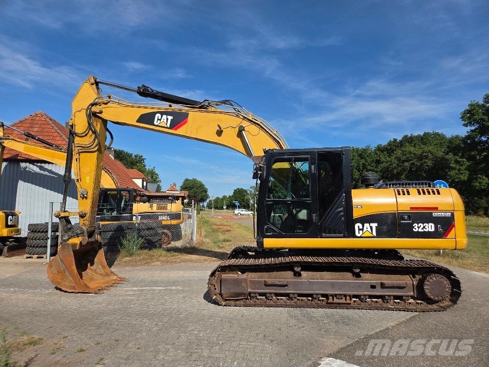 CAT 323DL Escavadoras de rastos