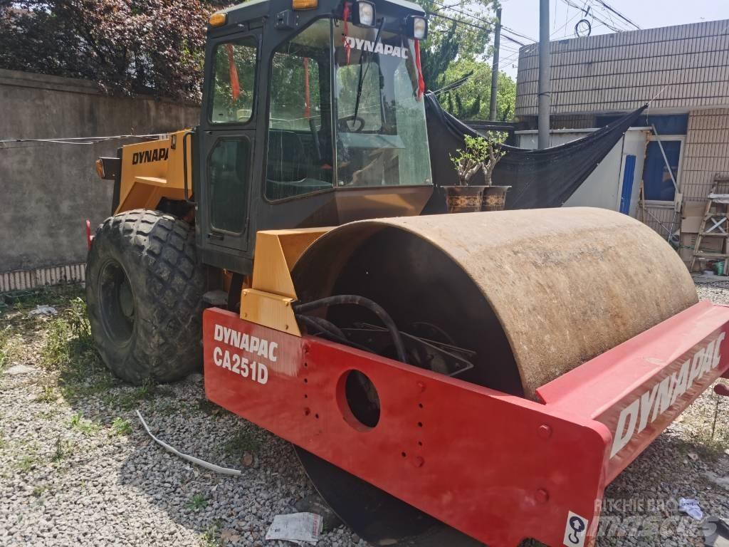 Dynapac CA 251 D Cilindros Compactadores monocilíndricos