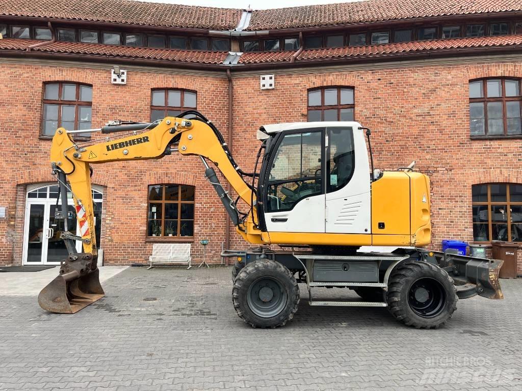 Liebherr A 910 Comp Escavadoras de rodas