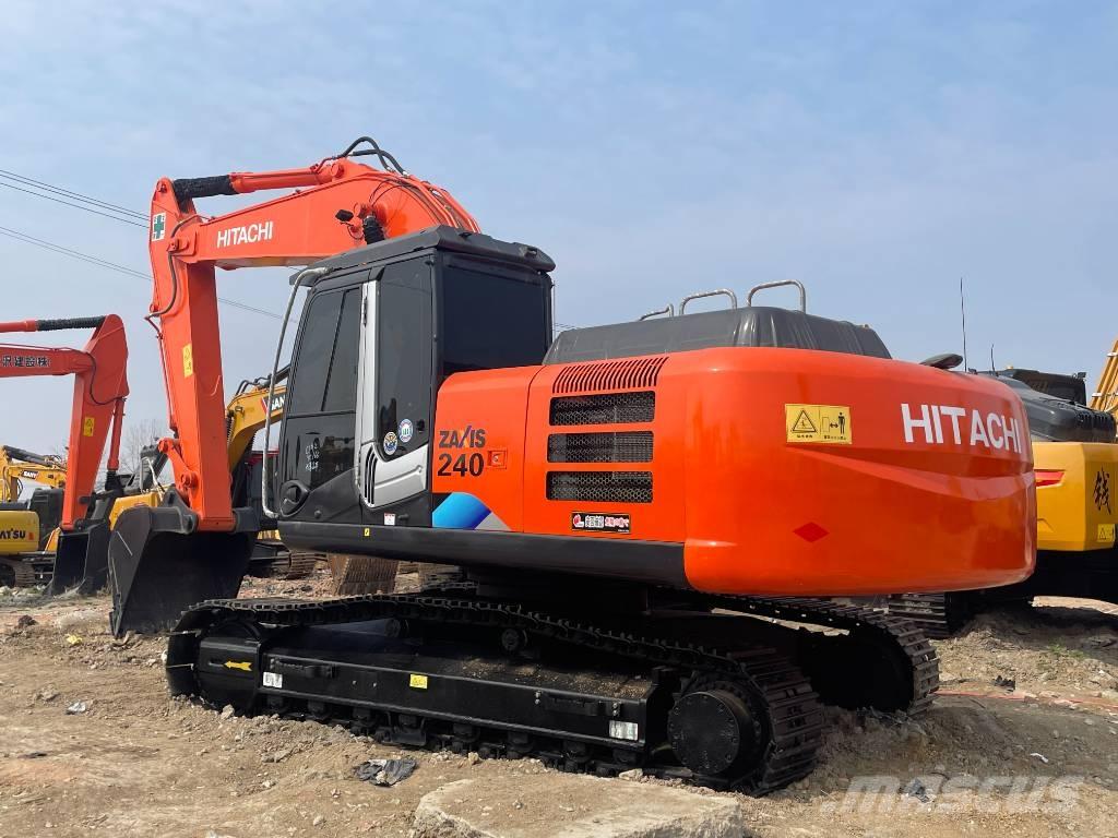 Hitachi ZX 240 Escavadoras de rastos