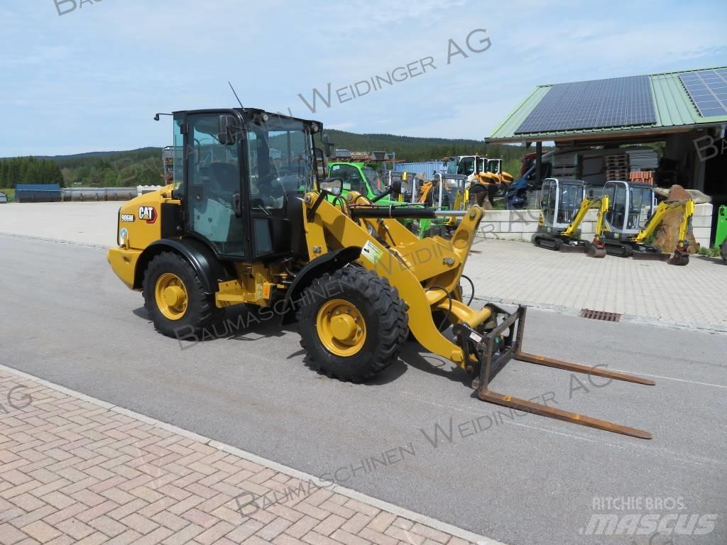 CAT 906M Pás carregadoras de rodas