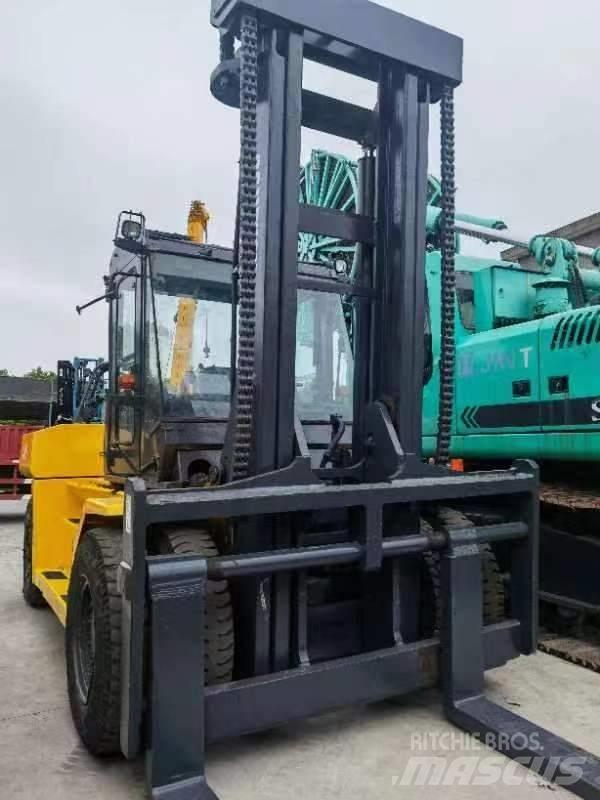 Komatsu FD 160 Empilhadores Diesel