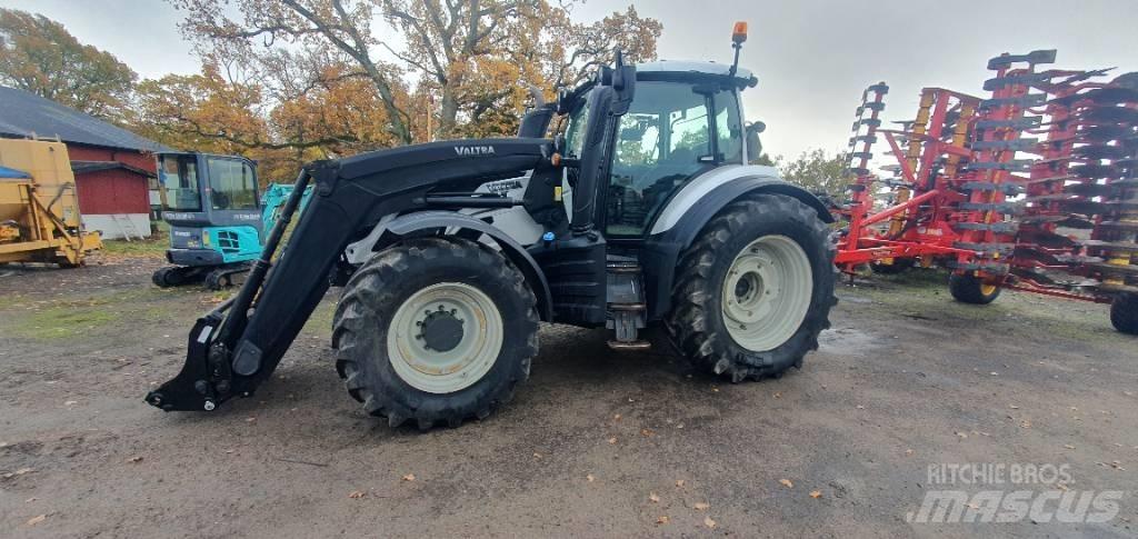 Valtra T 234 Versu Tratores Agrícolas usados