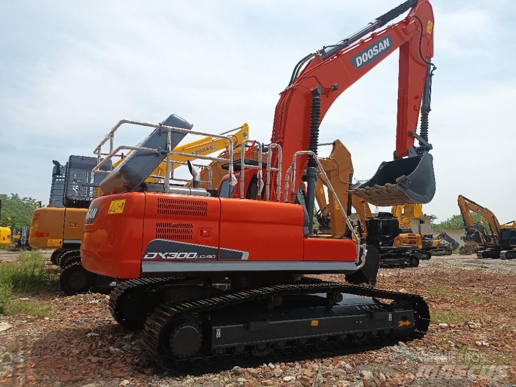 Doosan DX300LC Escavadoras de rastos
