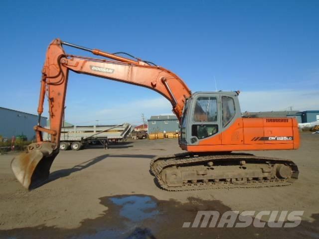 Doosan DX 225 LC Escavadoras de rastos