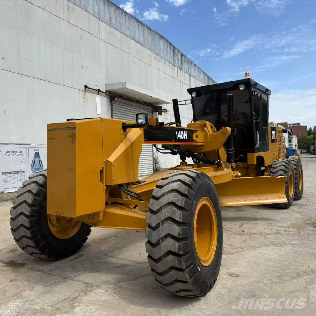 CAT 140H Motoniveladoras