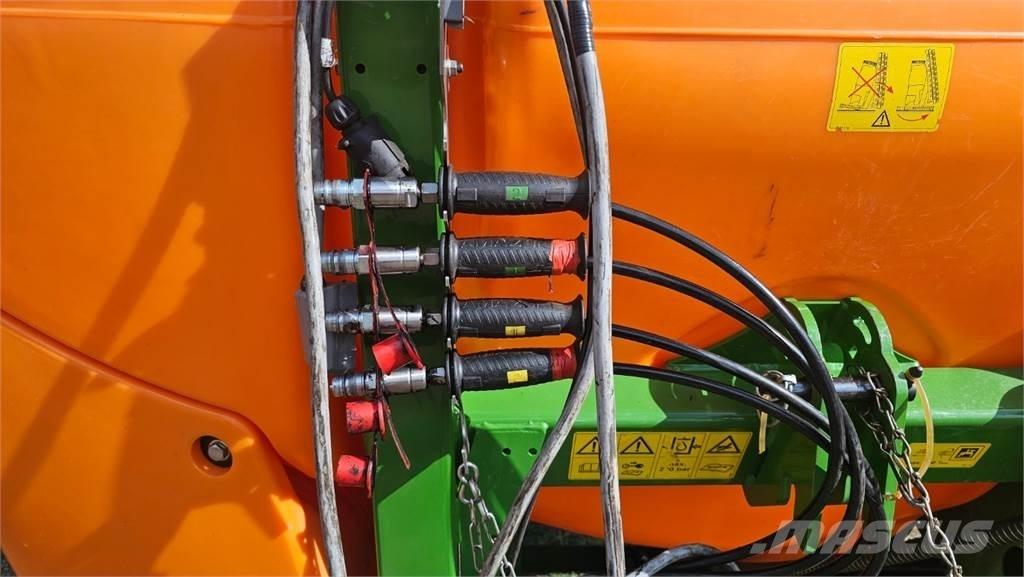 Amazone UF 901 Pulverizadores rebocados