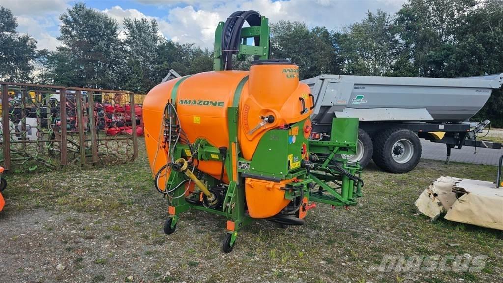 Amazone UF 901 Pulverizadores rebocados